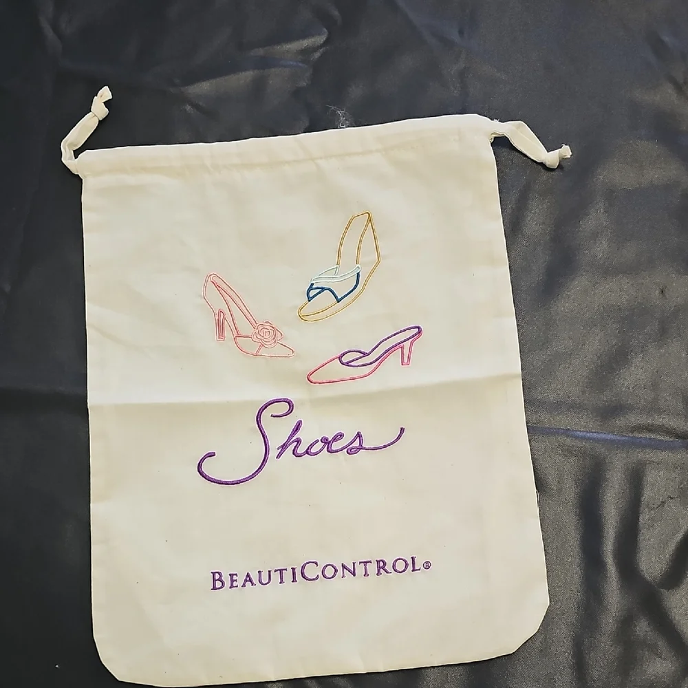 BeautiControl Embroidered Bag Collection - Cream and Multicolor